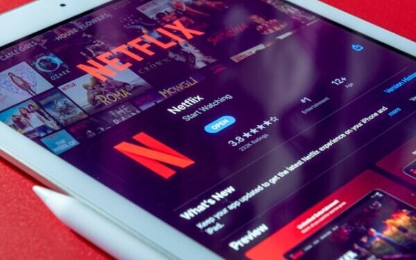 Netflixを友達と共有してバレるとどうなる