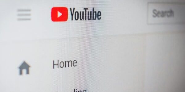 YouTubeで間違えてチャンネル作成した時の削除方法（スマホ・PC）消したらどうなるかも解説